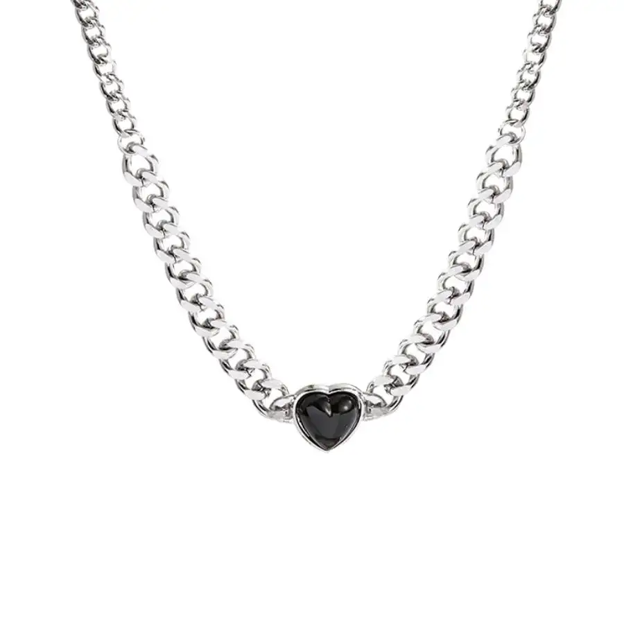 Black Heart French Metal Love Clavicle Chain Short Korean Simple Female Necklace
