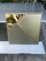 Panneaux muraux 3D modernes en miroir doré et blanc pour la décoration murale et de plafond, imperméables, légers, dalles de plafond suspendues