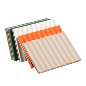 Panel Decorativo de Pared para TV con Rejilla de Madera Maciza Personalizable, Solución Decorativa Combinable - Product Image 4