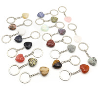 Porte-clés en cristal de pierre précieuse naturelle en forme de cœur pour cadeau de la Saint-Valentin, guérison, amour, protection, énergie, accessoire de sac à bagages de voyage, charme