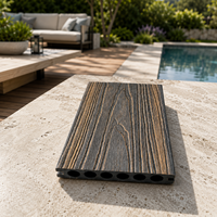 Planches de terrasse en composite WPC bicolores co-extrudées 140x23mm, rondes et creuses, imperméables et antidérapantes pour projets de terrasses et de piscines