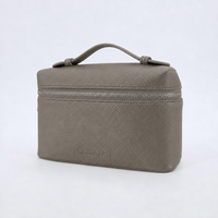 Élégante trousse de toilette en cuir PU avec fermeture éclair, organiseur de cosmétiques de voyage esthétique Clean Girl, pochette de toilette de luxe, cadeau pour elle