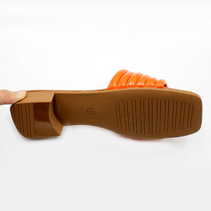 फैशन ग्रीष्मकालीन नए डिजाइन आकार 42 महिला वर्ग फुट सैंडल कम हील्स आउटडोर दैनिक महिलाओं के लिए चप्पल स्लाइड - Product Image 6