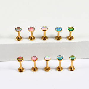 Vente en gros <span class=keywords><strong>d</strong></span>'acier chirurgical Flash <span class=keywords><strong>Film</strong></span> plaqué <span class=keywords><strong>or</strong></span> noir Labret Base plate Boucle <span class=keywords><strong>d</strong></span>'<span class=keywords><strong>oreille</strong></span> époxy Lobe <span class=keywords><strong>d</strong></span>'<span class=keywords><strong>oreille</strong></span> Helix Tragus Piercing Bijoux <span class=keywords><strong>l</strong></span>èvre - Product Image 2