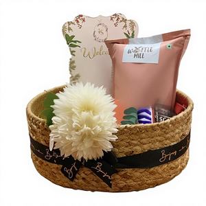 Panier de rangement circulaire tressé en jute et coton naturels - Design moderne et écologique pour l'organisation multi-usages et les paniers-cadeaux - Product Image 1