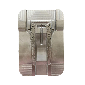 תבנית הזרקה לרכב עם משטח מבריק וטקסטורה מחומרים PVC, ABS, פוליפרופילן, PE, PBT, TPE ופוליסטירן - Product Image 2