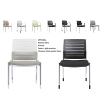 Fauteuil noir avec accoudoirs, mobile et empilable, pour salles de conférence, chaise de bureau à dossier en plastique pour le personnel, fabriqué en Chine.