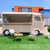 Ensemble complet de camion de restauration de crème glacée avec machines à crème glacée molle et dure