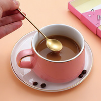 Ensemble de 4 couverts en acier inoxydable doré avec manche en forme de donut, pour desserts, gâteaux et café, pour enfants, en coffret cadeau