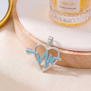 Collier Pendentif Cœur Croix en Cuivre Plaqué Or Véritable, Design <span class=keywords><strong>Amour</strong></span> à Première Vue - Product Image 5