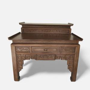 Altar de madera Singdora de dos niveles - Mueble antiguo tallado de alta calidad en venta - Product Image 3