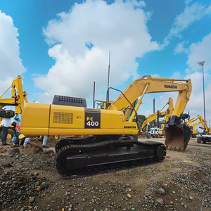 Excavatrice sur chenilles Komatsu PC400 d'occasion, 40 tonnes, modèle 2022, faible nombre d'heures, bien entretenue, pour les grands travaux miniers et les carrières, moteur diesel, pompe - Product Image 1