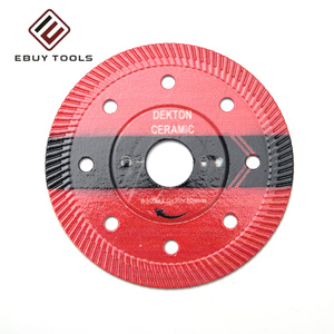 Lame de scie diamantée brasée sous <span class=keywords><strong>vide</strong></span> de haute qualité 115 mm 125 mm, qualité industrielle, pour la découpe de céramique Dekton, carrelage et porcelaine, OEM - Product Image 1