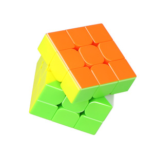 ลูกบาศก์รูบิก Qiyi รุ่น 3x3 V2 อัปเกรดรุ่นที่ 2 สีพื้นเรียบ สำหรับฝึกซ้อมและการแข่งขัน - Product Image 4