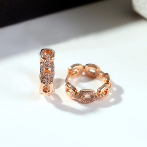 Orecchini a Catena per Donne, Design Unico Collegato, Gioielli e Ear Cuff alla Moda per Uso Quotidiano - Product Image 5