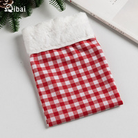 Qibai Nouveau Sac à parfum en tissu rouge à motifs floraux pour Noël, emballage en tissu pour bouquet de pommes et de fraises