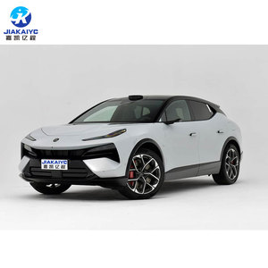 รถยนต์ไฟฟ้าใหม่ SUV ขนาดกลาง-ใหญ่ รุ่น Lotus Forme 5 ประตู พวงมาลัยซ้าย สีเงิน นำเข้าจากจีน พร้อมมือจับประตูแบบซ่อน และระบบชาร์จเร็ว - Product Image 5