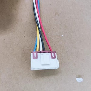 Moteur CC sans balais Zksp-200-8-1 200W 380V pour unité extérieure de climatiseur, emballage en résine plastique - Product Image 2