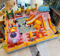 Aire de jeux gonflable géante Hualong à deux zones, de qualité commerciale, pour les enfants, destinée aux parcs urbains