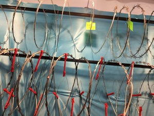 Bán hàng tốt nhất giá thấp concertina BTO-22 Dao cạo điện dây thép gai dẫn điện Lưỡi dây thép gai 500mm mỗi cuộn Chống leo lên hàng rào - Product Image 6