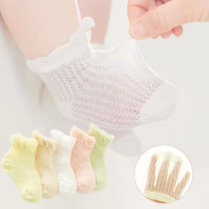 Calcetines de bebé de malla grande antideslizantes finos de primavera informales, color sólido recién nacido, calcetines de algodón peinado para niñas y niños - Product Image 2