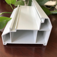 Línea de máquina de producción de fabricación de puertas y ventanas de pvc upvc/equipo de máquina de extrusión de perfil de ventana de PVC