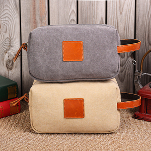 Bolsa de Maquillaje y Cosméticos de Viaje Personalizada, Kit de Afeitado para Hombre con Cierre de Cremallera, Bolsa de Cuero y Lona - Product Image 2