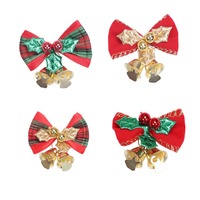 Adornos Navideños con Campanas, Decoraciones Colgantes para Árbol de Navidad de Tela a Cuadros, Lazo con Hojas de Ajenjo para Decoración del Hogar en Fiestas Navideñas