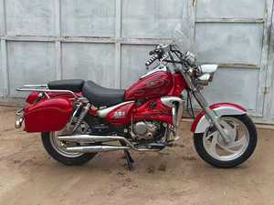 La moto Cool Storm Prince peut transporter à la fois des passagers et du fret. - Product Image 3