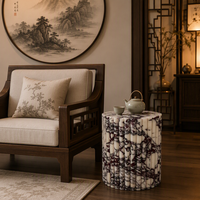 Table basse en marbre Calacatta veiné bordeaux avec piétement cannelé, finition brillante, style moderne et luxueux pour salon, villa, hôtel, salle de séjour