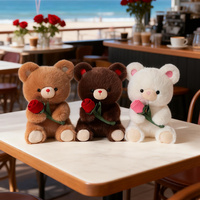 Peluche ours en peluche rose pour la Saint-Valentin, pingouin en peluche, animal en peluche, ours mignon et moelleux tenant une rose, porte-clés en peluche, cadeau romantique