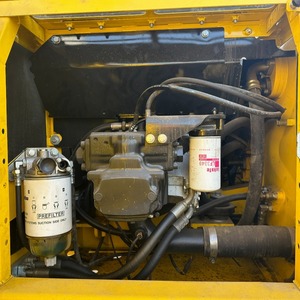 Komatsu PC200-7มือสองขุดส่วนประกอบหลักของปั๊มเครื่องยนต์เกียร์มอเตอร์ - Product Image 5