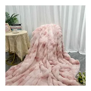 Venta al por mayor de lujo exuberante cálido cómodo doble capa esponjosa manta de piel sintética de conejo a rayas