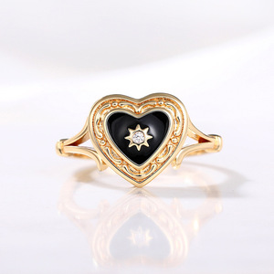 Anello con Diamante Taglio Cuore Q833, Placcato in Oro 22k, Gioiello Vintage da Donna per Uso Quotidiano - Product Image 2