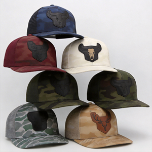Casquette Trucker Personnalisée pour Hommes à 6 Panneaux avec Logo en Cuir Camouflage et Filet, Fermeture Snapback 112 - Product Image 3