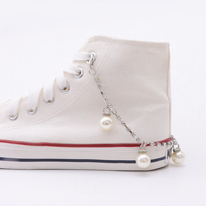 Cadena para zapatos con colgante de perlas de diamante para mujer, accesorio de moda con perlas de imitación blancas, joyería para zapatos de lona de uso diario - Product Image 2