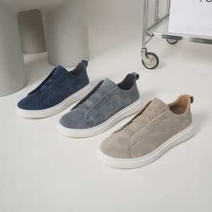 Chaussures décontractées en cuir blanc et noir pour hommes, chaussures de ville italiennes de luxe de haute qualité, logo personnalisé, chaussures habillées pour hommes - Product Image 4