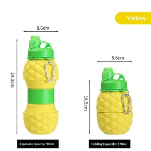 Bouteille d'eau pliable en silicone platine en forme d'ananas, tasse rétractable pour enfants, idéale pour les activités sportives en extérieur - Product Image 4