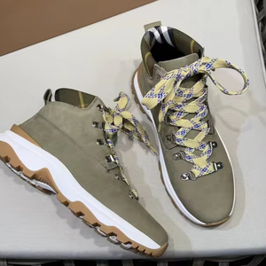 Bottes de randonnée en daim vert olive à tige haute, semelle épaisse, lacets, chaussures d'extérieur pour hommes, Balenciagaes - Product Image 1