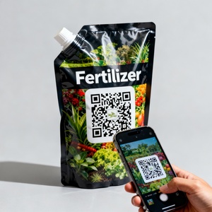 Bolsa de Plástico Flexible para Fertilizante Líquido con Código QR, Diseño de Bolsa con Boquilla para Facilitar el Vertido y un Cierre Hermético - Product Image 1