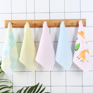 Toallitas cuadradas de algodón para bebés, 27x27 cm, diseño a cuadros, para uso doméstico en bebés - Product Image 1