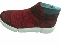 Machine à tricoter pour empeignes de chaussures tendance