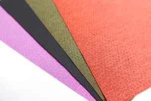 Tela de Poliéster de Alta Calidad de 300 Denier con Estructura de Panal para Bolsas y Equipaje - Product Image 2