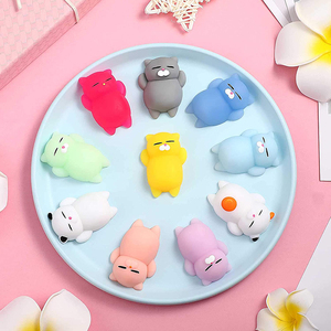 20 Pezzi Assortiti di Giocattoli Kawaii Mochi Squishy, Mini Gattini Morbidi Antistress, Regalo di Natale per Adulti e Bambini - Product Image 2