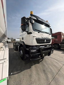 รถบรรทุกหนัก SINOTRUCK HOWO ดีเซล 6x4 450 แรงม้า ยูโร 5 เกียร์ธรรมดา ใหม่ สำหรับขนส่งโลจิสติกส์ - Product Image 1