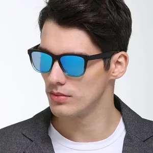 Özel Logo polarize plastik güneş gözlüğü yeni gelenler kadın erkek degrade çerçeve TAC güneş gözlüğü Polariserende Zonnebril