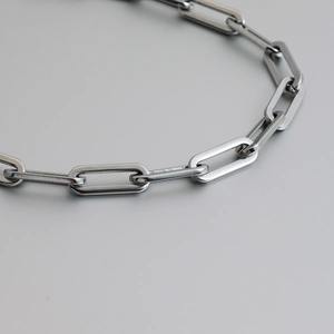 สร้อยข้อมือโลหะผสมสไตล์มินิมอลสำหรับผู้หญิง ดีไซน์รูปหัวใจสุดอินเทรนด์ ขนาด 5.5 มม. แบบหนีบ - Product Image 5