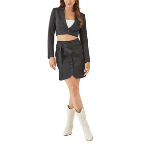 Mode personnalisée 2 pièces de couleur pure à manches longues col en V veste vert <span class=keywords><strong>gris</strong></span> ceinture tissée femmes recadrée <span class=keywords><strong>Blazer</strong></span> mini <span class=keywords><strong>jupe</strong></span> <span class=keywords><strong>ensemble</strong></span> - Product Image 2