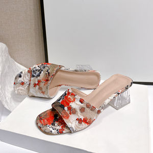 Vente en gros – Nouvelle collection été 2025 : Sandales compensées en PU à talon épais pour femmes et dames - Product Image 3