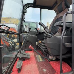 Mini-excavatrice sur chenilles hydraulique Doosan DX60 d'occasion, 6 tonnes, moteur Yanmar, pompe à engrenages 2024, conception compacte, construction urbaine - Product Image 2